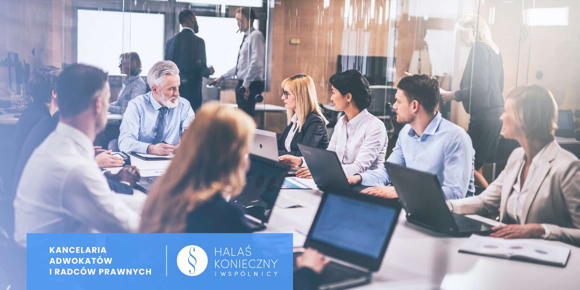 jdgczyspzoo-wspolnicy Spotkanie firmowe zarządu spółki w sali konferencyjnej