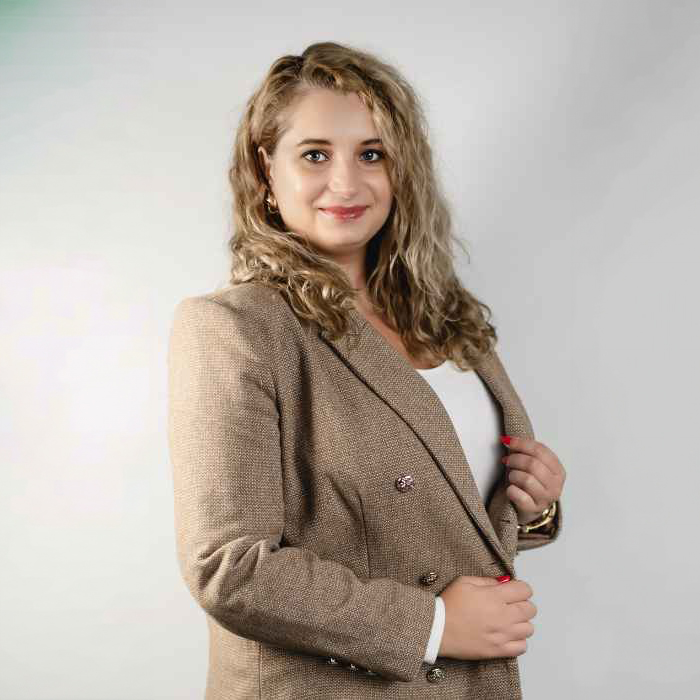 adw. Karolina Suchecka