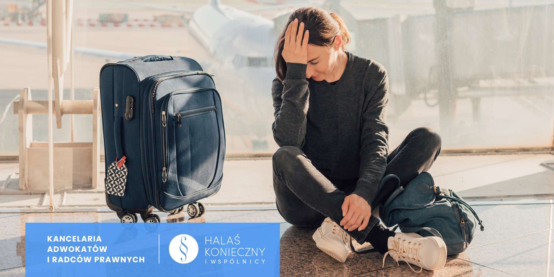 Kobieta, której lot odwołano - lotnisko, bagaż