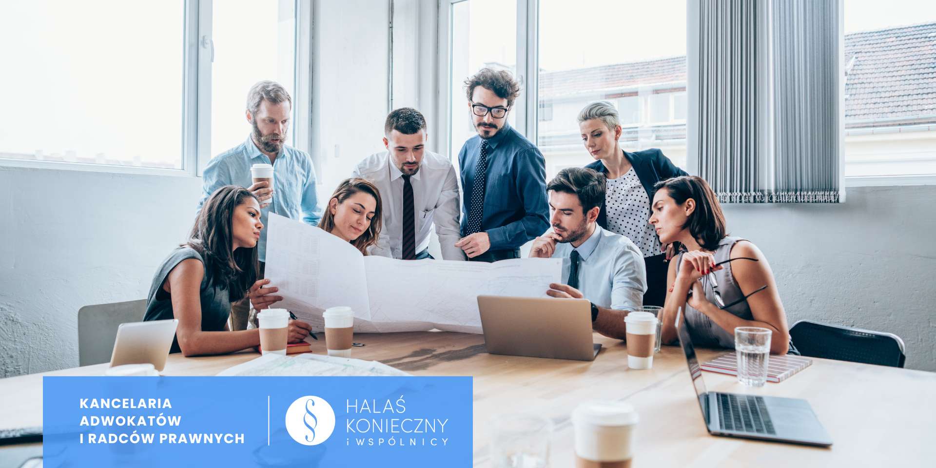 Spotkanie w firmie, analiza dokumentów